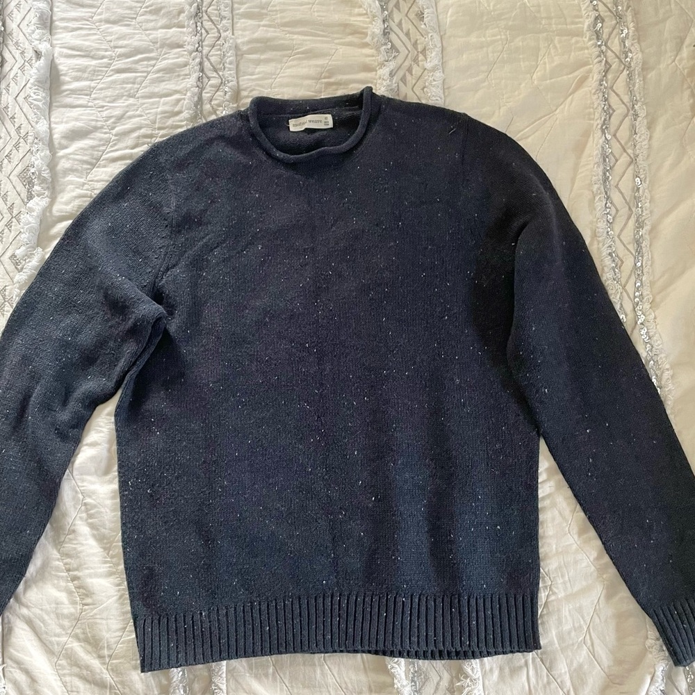 Men’s XLT Mutual Weave Navy Blue Pullover sweater with flecks. Classic style EUC